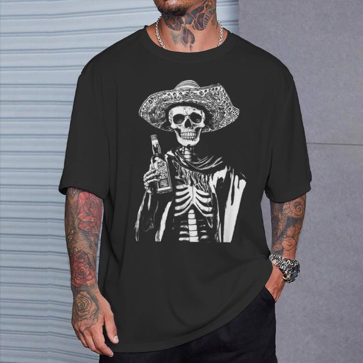 Vintage Skeleton Tequila Mexico Dia De Los Muertos T-Shirt Geschenke für Ihn