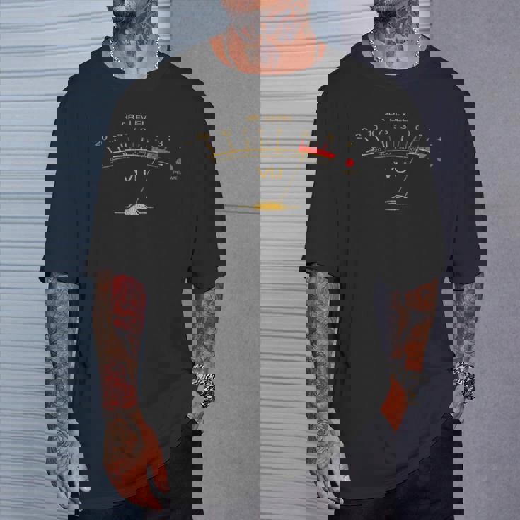 Volumeu Meterintage Audio Engineer Recording T-Shirt Geschenke für Ihn