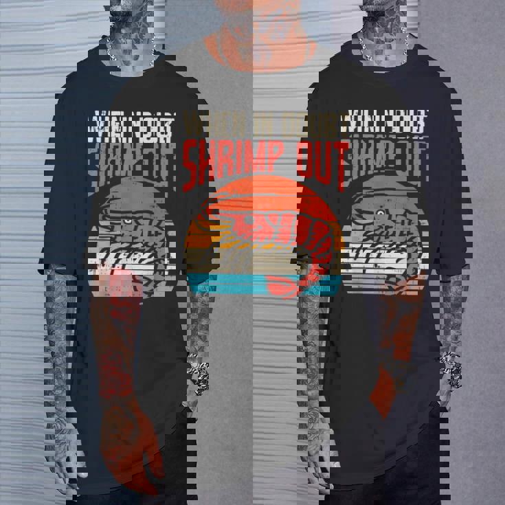 When In Doubt Shrimp Out Retro Bjj Brazilian Jiu Jitsu Camiseta unisex Regalos para él