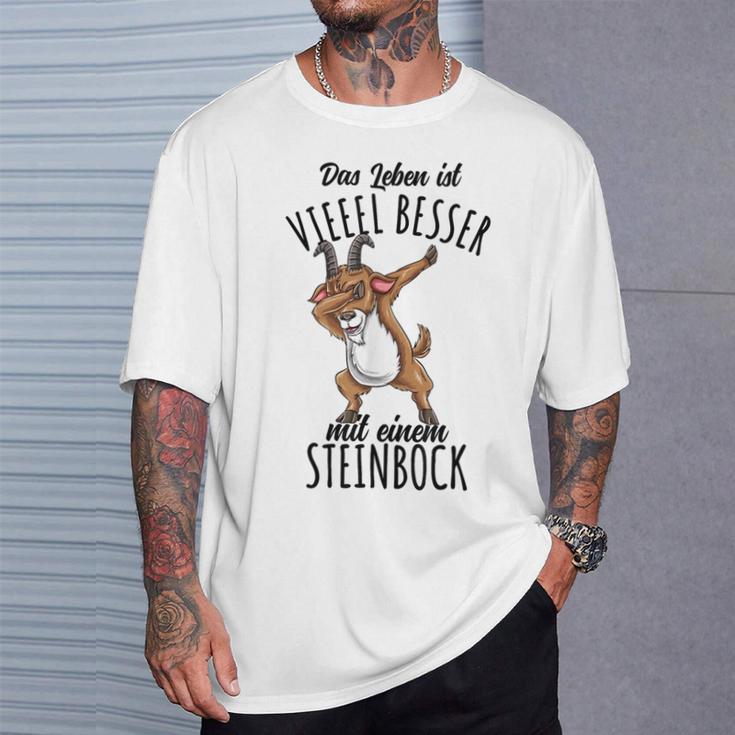 Das Leben Ist Besser Mit Einem Steinbock T-Shirt Geschenke für Ihn