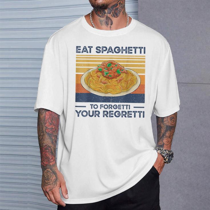 Divertido Comer Espaguetis Para Olvidar Su Regretti Amante De La Pasta Camiseta unisex Regalos para él