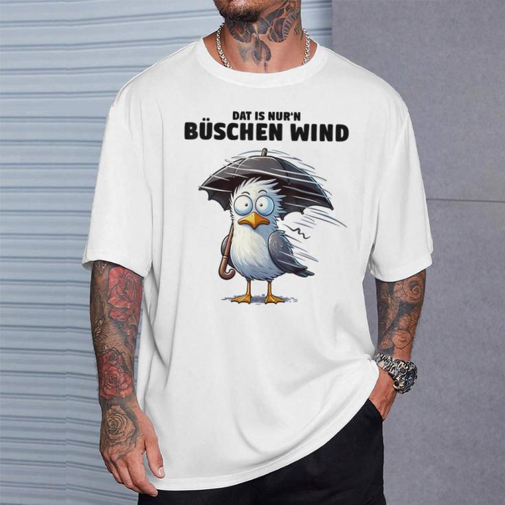 Möwe Sturm Hurricane Schietwetter Dat Is Nur 'N Büschen Wind Gray T-Shirt Geschenke für Ihn