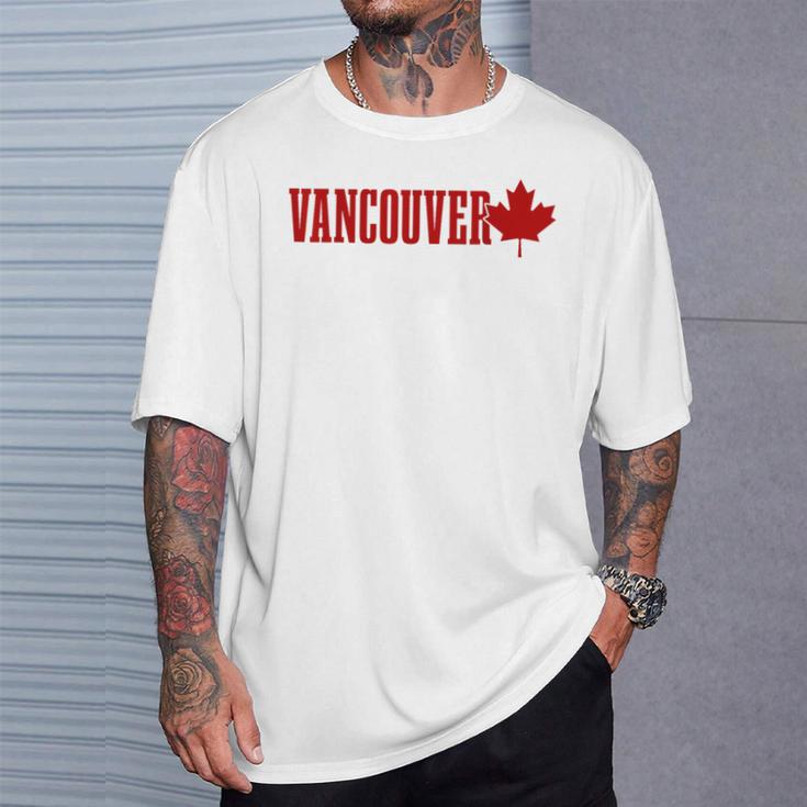 Vancouver Bc Canada Maple Leaf Canadian Flag Pride T-Shirt Geschenke für Ihn