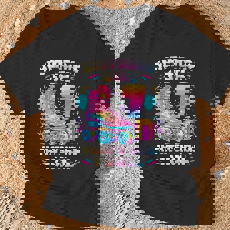 7Th Birthday Girl 7 Years Roller Skates Number 7 T-Shirt Gifts for Old Men