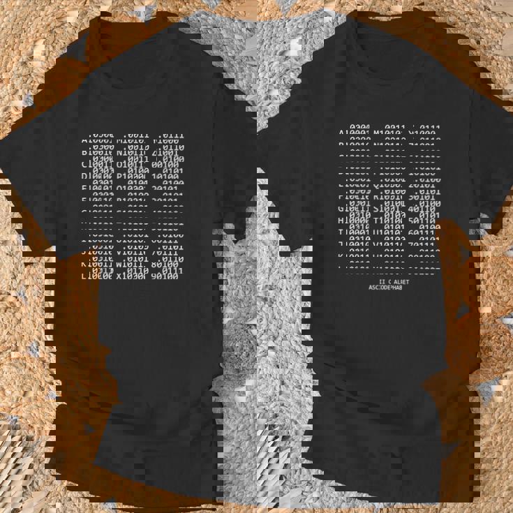 Alfabeto Binario Abc Números En Camisa De Código Binario Camiseta unisex Regalos para ancianos