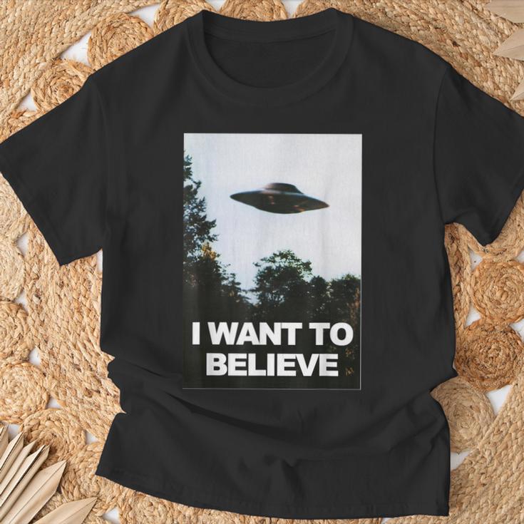 Alien Ufo Hunter I Want To Believe T-Shirt Geschenke für alte Männer