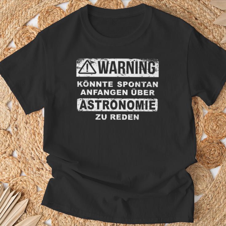 Astronomie Könnte Spontan Über Astronomie Speechen Text In German T-Shirt Geschenke für alte Männer