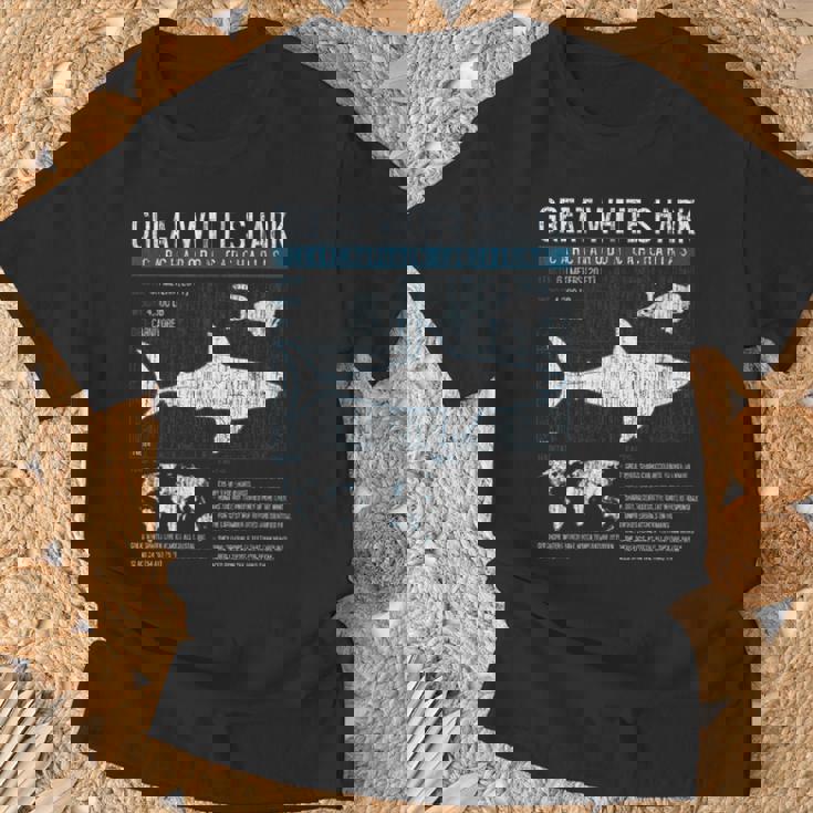 Del Grande Squalo Bianco Science Sharks Facts Geek Graphic Maglietta Regalos para ancianos