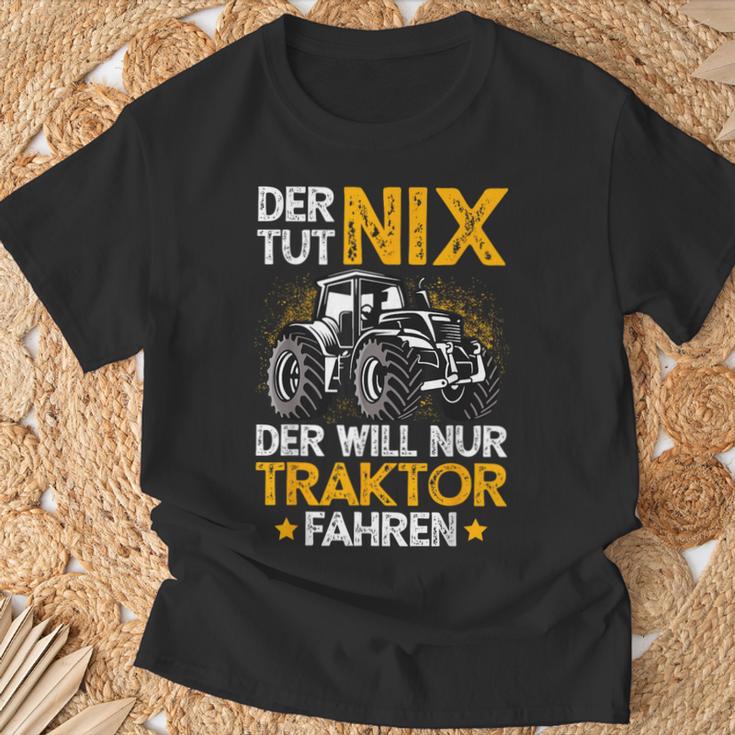 Der Tut Nix Der Will Nur Tractor Fahren Der Tut Nix Der Will Nur T-Shirt Geschenke für alte Männer