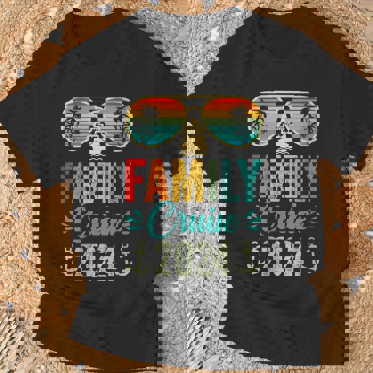 Family Cruise 2024 Matching Summer Vacation 2024 Family T-Shirt Gifts for Old Men