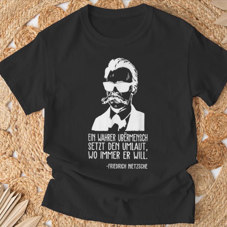 Friedrich Nietzsche Philosophie Deutscher Philosopher T-Shirt Geschenke für alte Männer