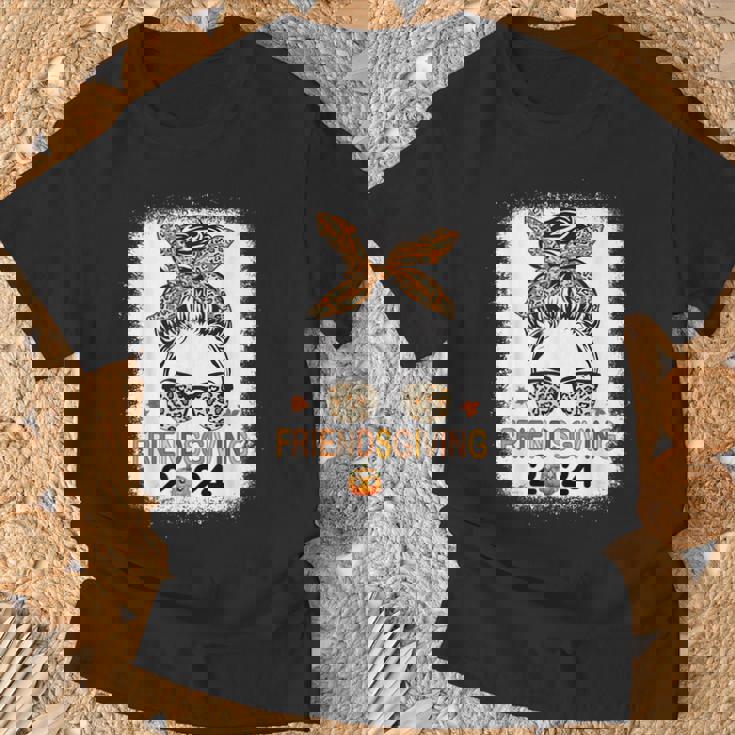 Friends Giving 2024 Thanksgiving Friendsgiving Messy Bun T-Shirt Gifts for Old Men