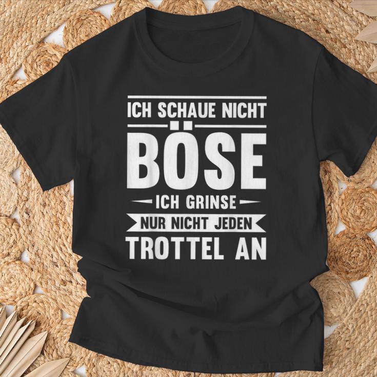 Saying Ich Schaue Nicht Nöse Humor T-Shirt Geschenke für alte Männer