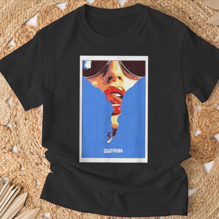 Girl Surfing Outdoor Surfintage Retro California La T-Shirt Geschenke für alte Männer