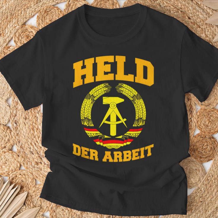 Held Der Arbeithammer & Compass Ddr Symbol T-Shirt Geschenke für alte Männer