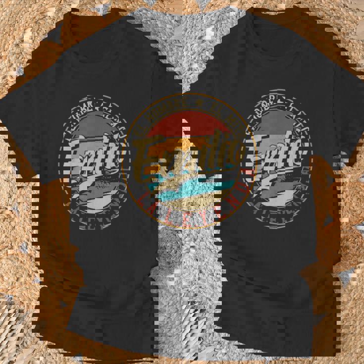 Hombre Emilio El Hombre El Mito La Leyenda Camiseta unisex Regalos para ancianos