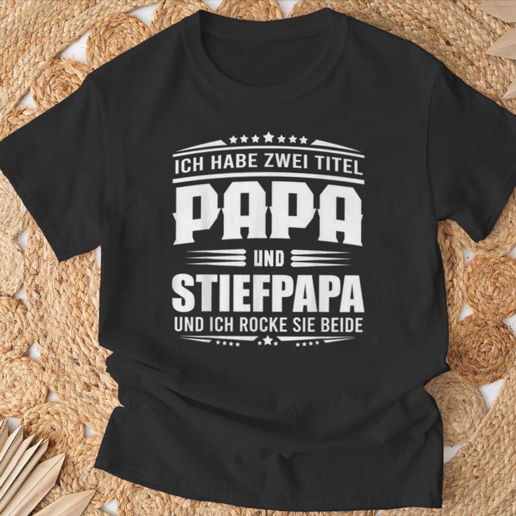 Ich Habe Zwei Titel Papa Und Steppapa Ich Rocke Sie Bote T-Shirt Geschenke für alte Männer