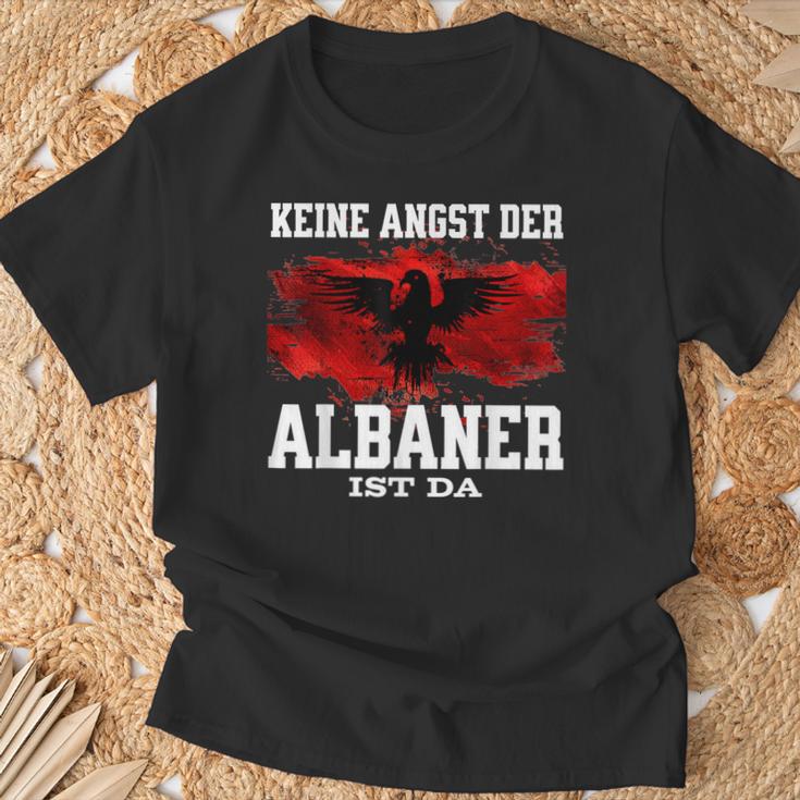 Keine Angst Der Albaner Ist Da T-Shirt Geschenke für alte Männer