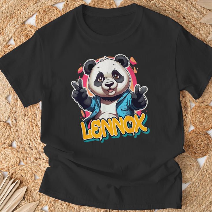 Lennox Beautiful Boys' Name With Cute Panda T-Shirt Geschenke für alte Männer