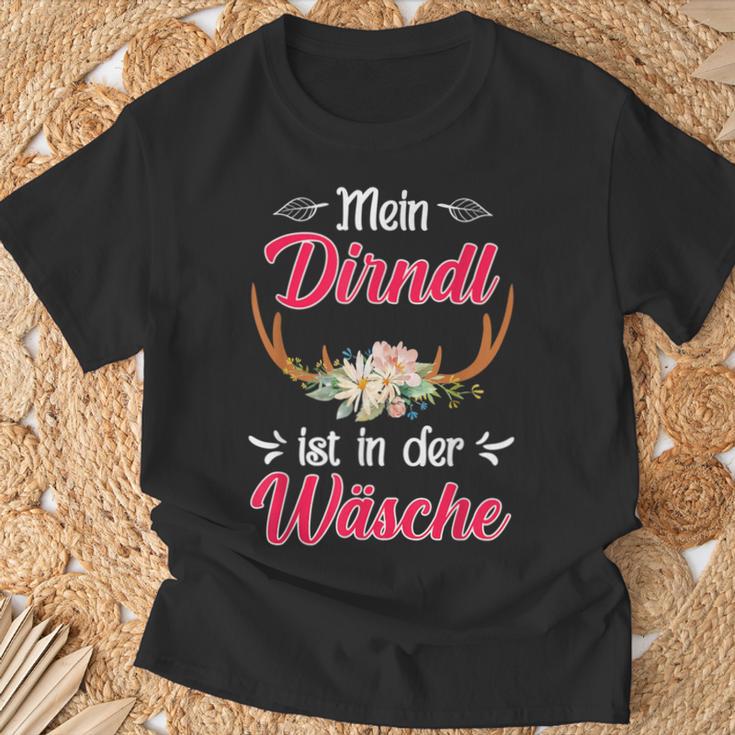 Mein Dirndl Ist In Der Wäsche My Dirndl T-Shirt Geschenke für alte Männer