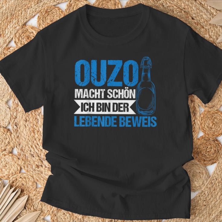 Ouzo Macht Schön Ich Bin Der Lebende Beweis T-Shirt Geschenke für alte Männer