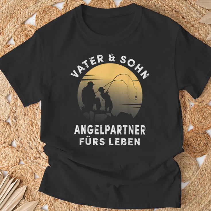 Papa Und Sohn Angelpartner Fürs Leben Angeln Angler T-Shirt Geschenke für alte Männer