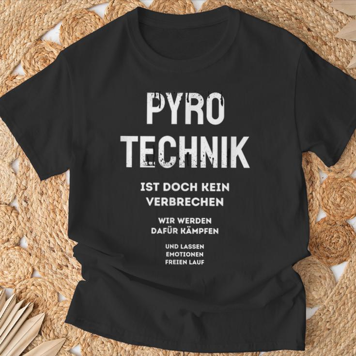 Pyrotechnik Ist Doch Keinerbrechen German Meme T-Shirt Geschenke für alte Männer