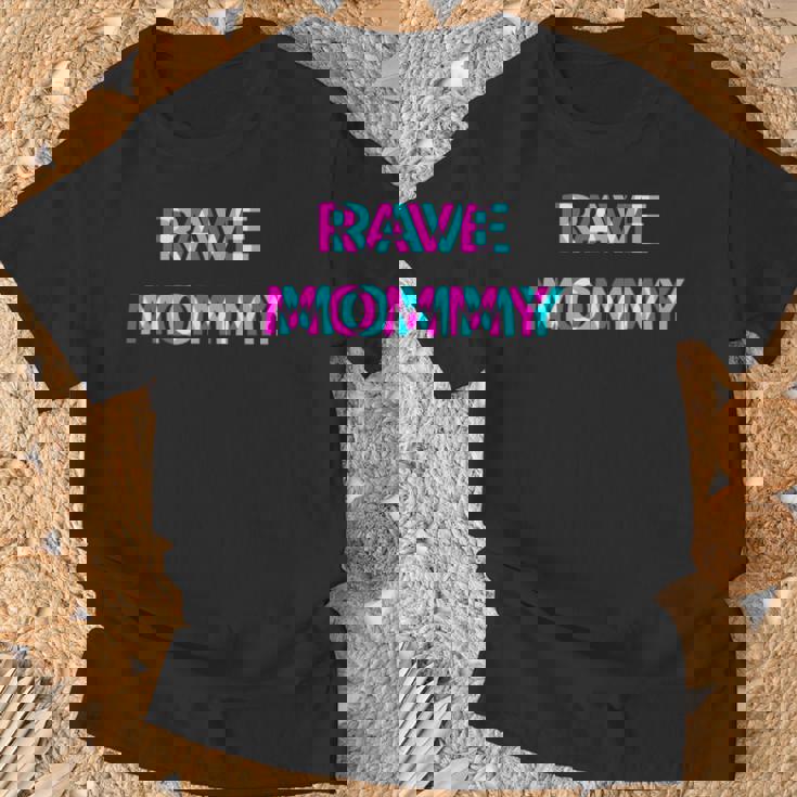 Rave Mommy Techno Edm Music Festival Mother Mom Raver T-Shirt Gifts for Old Men