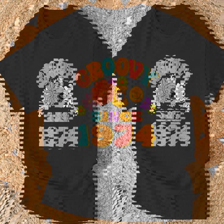 Retro Groovy Since 1974 Birthday 50 Years Old 50Th Birthday T-Shirt Gifts for Old Men