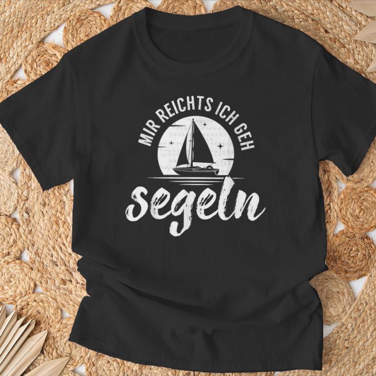 Sailing Boat Skipper I Go Sailing Skipper T-Shirt Geschenke für alte Männer