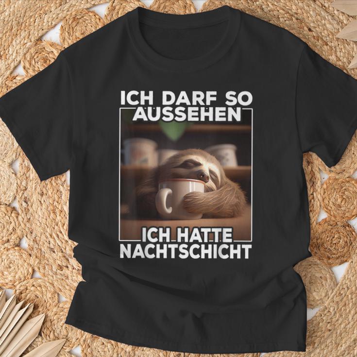 With Sloth I Ich Kann So Sehen Ich Hatte Nightshift T-Shirt Geschenke für alte Männer