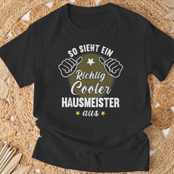 So Sieht Ein Richtig Cool Hausmeister T-Shirt Geschenke für alte Männer