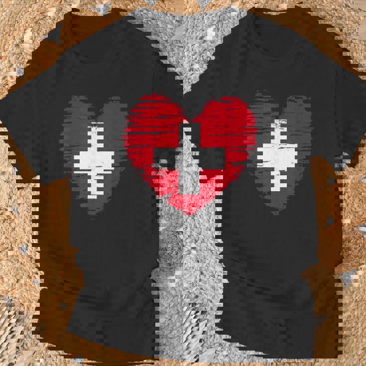 Switzerland Heart Swiss Flag Swiss Pride Camiseta unisex Regalos para ancianos