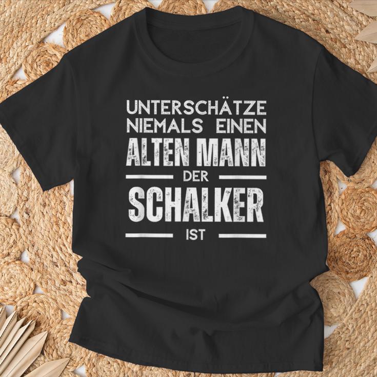 Unterschätze Niemals Einen Alten Mann Schalker T-Shirt Geschenke für alte Männer