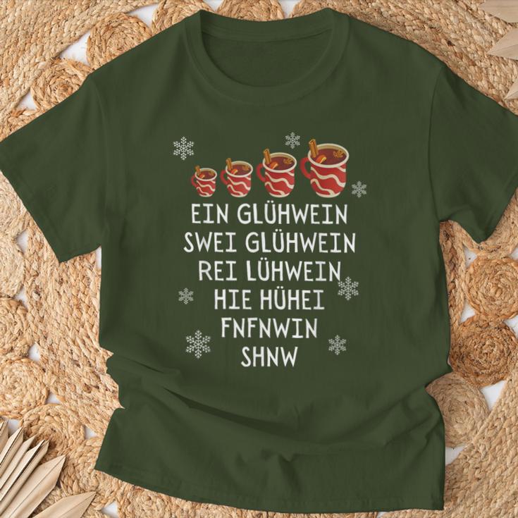 Ein Glühwein Swei Glühwein Christmas Market T-Shirt Geschenke für alte Männer