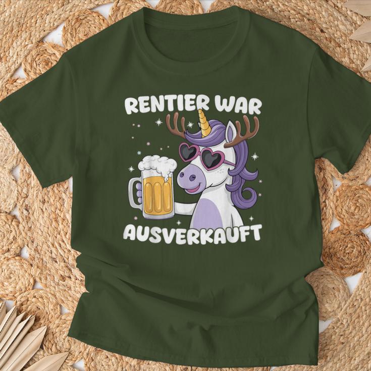 Reindeer War Ausverkauft Christmas Unicorn T-Shirt Geschenke für alte Männer