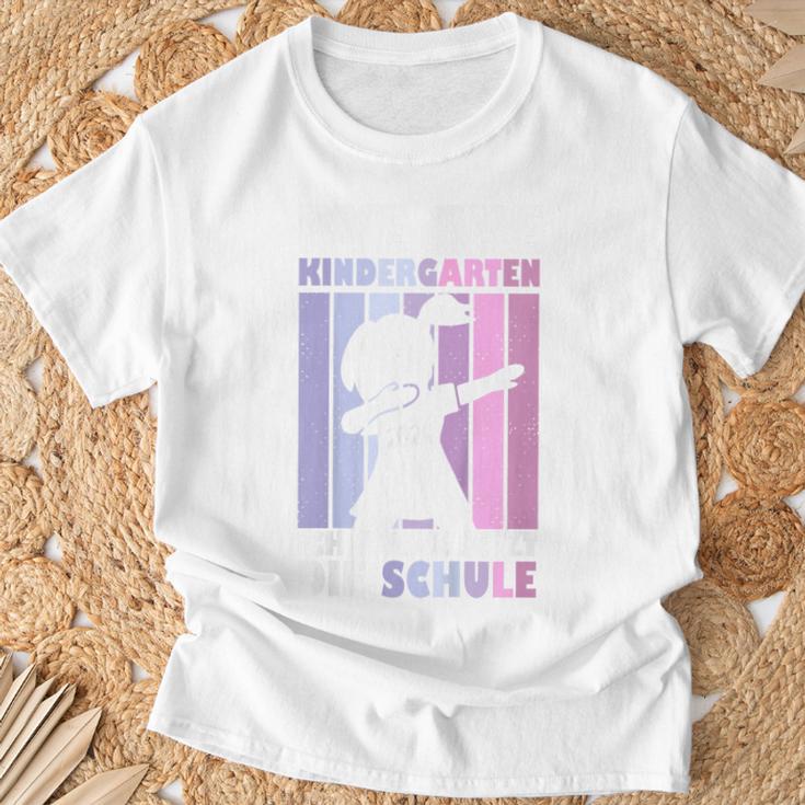 Children's Bye Bye Kindergarten Geschafft 2024 Nursery Graduation T-Shirt Geschenke für alte Männer