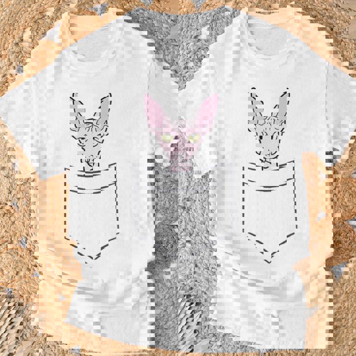 Divertido Gato Sphynx En El Bolsillo Lindo Bebé Sphynx Gato Camiseta unisex Regalos para ancianos