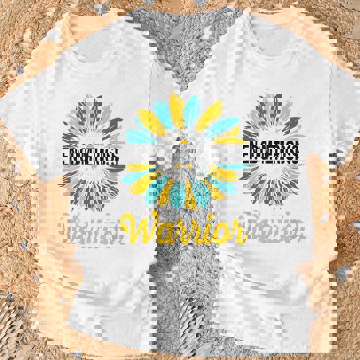 Endometriosis Guerrero Endometriosis Mes De Concientización Sobre Endomet Camiseta unisex Regalos para ancianos