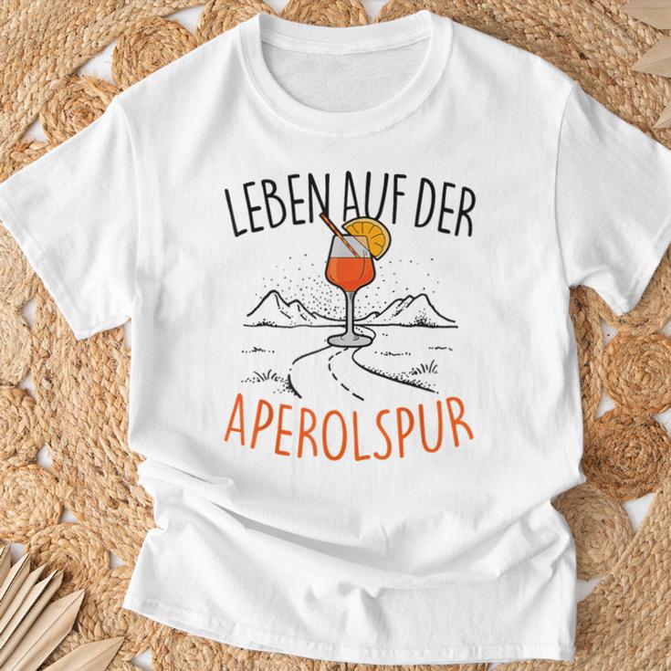 Leben Auf Der Aperolspur Official Spritz Club Aperollin' T-Shirt Geschenke für alte Männer