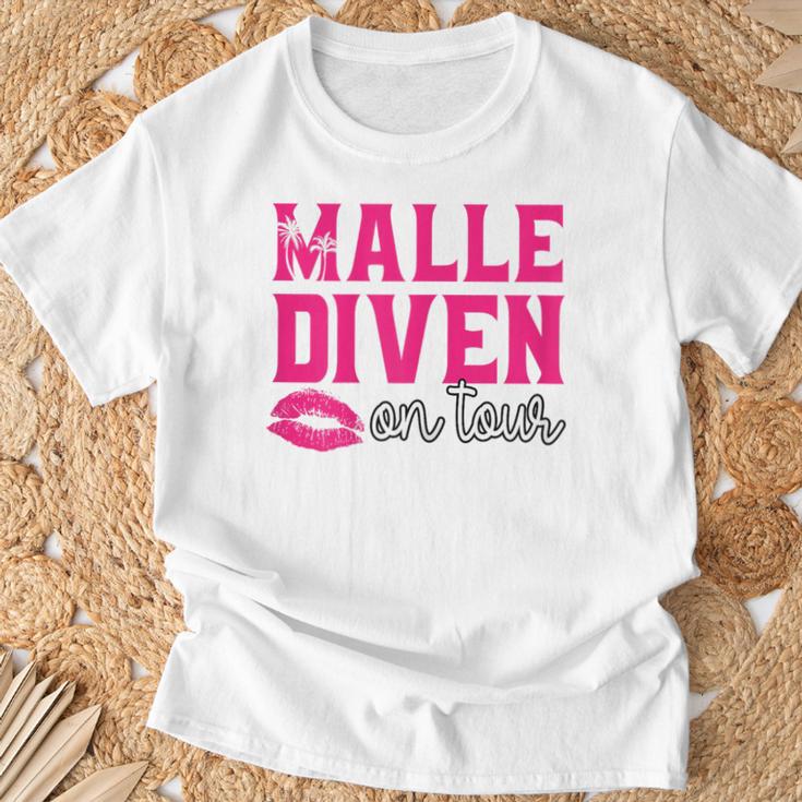 Malle Diven On Tour Slogan T-Shirt Geschenke für alte Männer