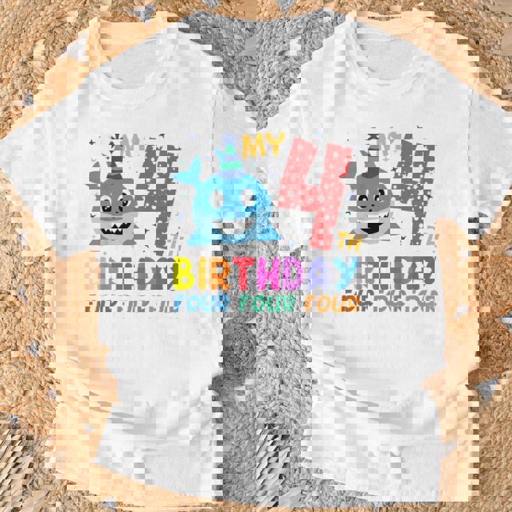 Niños My 4Th Birthday Diseño De Tiburón Para Niños Camiseta unisex Regalos para ancianos