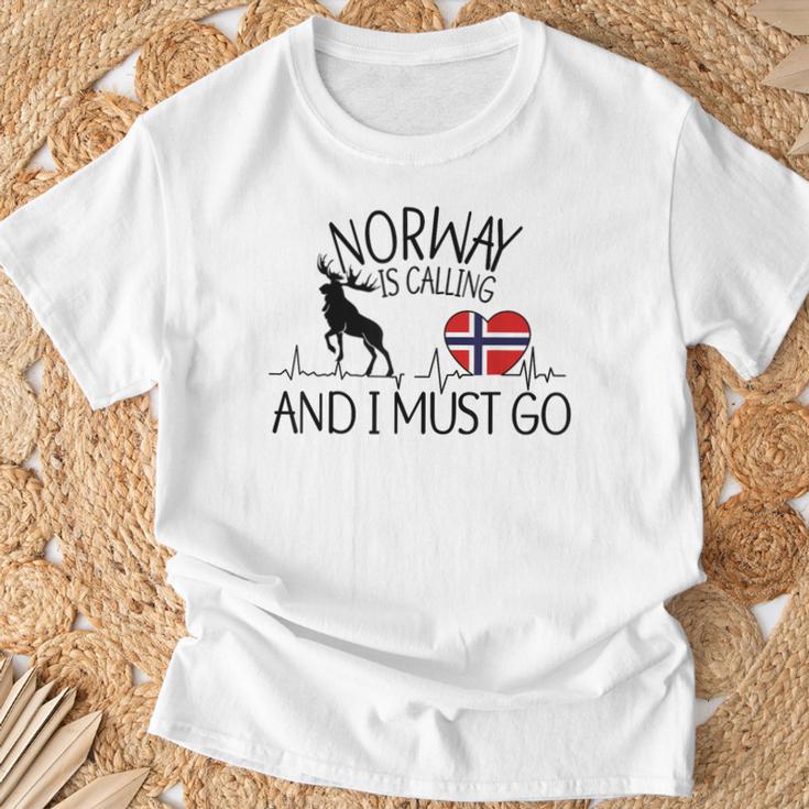 Norwegian Norwegian Ruft Und Ich Muss Los Gray T-Shirt Geschenke für alte Männer