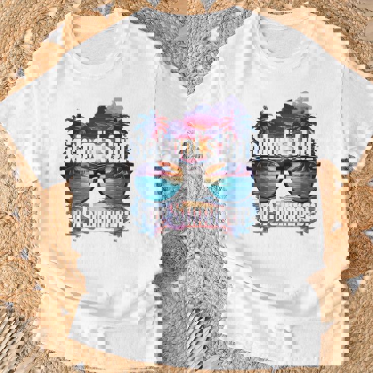 Se Acabaron Las Clases Para El Último Día De Clases Holaerano 2024 Camiseta unisex Regalos para ancianos