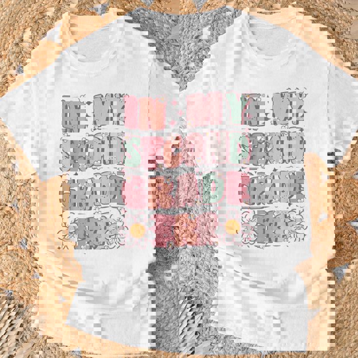 In My Second Grade Era Cute Groovy 2Nd Grade Back To School T-Shirt Gifts for Old Men