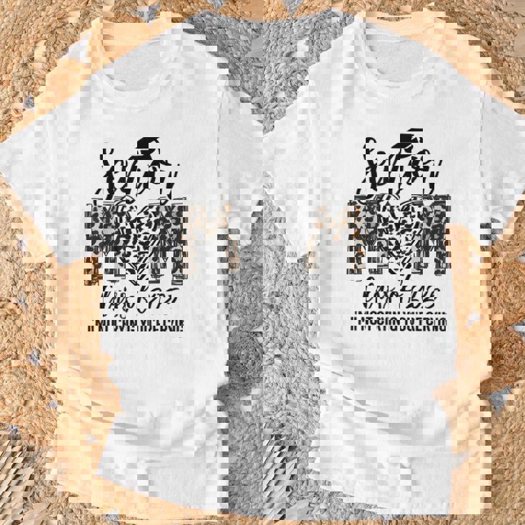Senior Mom Class Of 2025 Senior Mama 2025 Graduation Leopard T-Shirt Gifts for Old Men