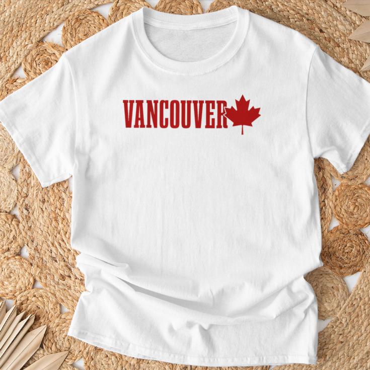 Vancouver Bc Canada Maple Leaf Canadian Flag Pride T-Shirt Geschenke für alte Männer