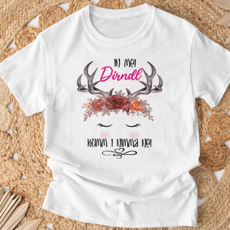 Women's Im Dirndl Kumm I Naha Bei Trachten Oktoberfest S T-Shirt Geschenke für alte Männer