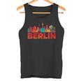 Donna Capitale Della Germania Berlino Con Attrazioni Con Collo A Canotta