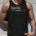 Aprilia Ciudad Italiana Retro Bandera Italia Camiseta sin mangas Regalos para él